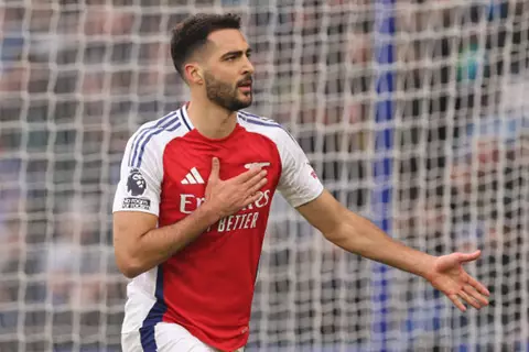 المهاجم ميكيل ميرينو.. رهان أرتيتا ينجح في أرسنال (فيديو)